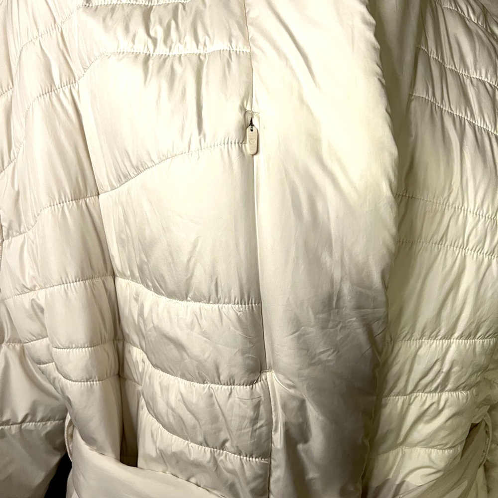 Lightweight Lululemon down alternative, jacket. Sz-8 PTP - 24”. Cream color.